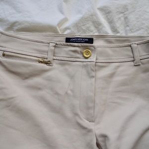 Jones New York Signature Stretch Bermuda Shorts